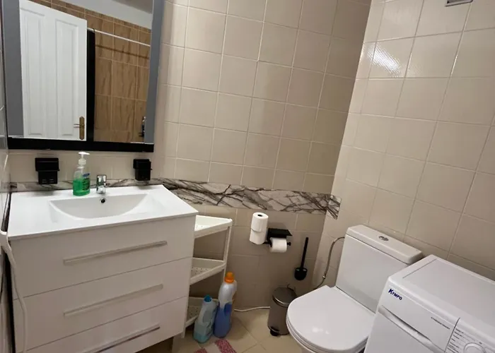 Ananas Golf Del Sur * سان ميغيل ذي أبونا